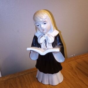 Vintage Choir Girl Figurine Ucagco Japan Black Robe Altar Christmas Religious